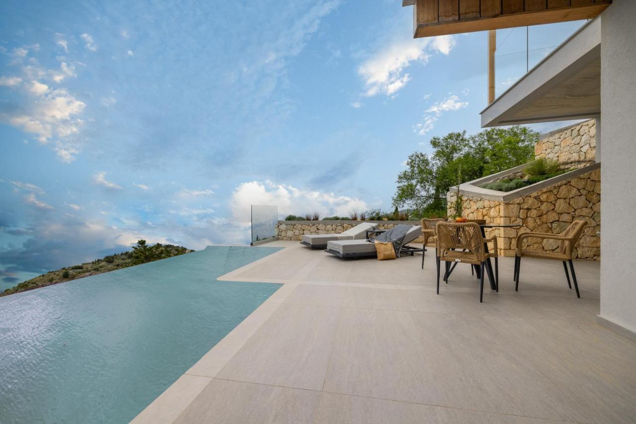 Anadeo Villas & Suites Exanthia Exterior photo