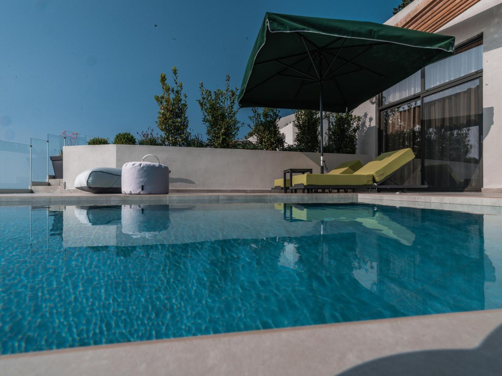 Anadeo Villas & Suites Exanthia Exterior photo
